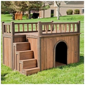 Boomer & George Wooden Outdoor Dog House